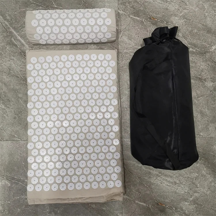 Tapis acupression shiatsu beige avec oreiller et sac de transport - variante couleur naturelle relaxation et détente musculaire